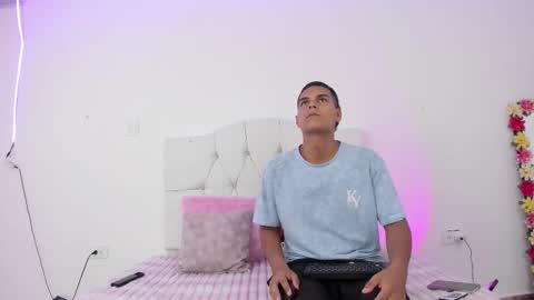 Snapshot of celestederek chatting on November 2025 06:18:02 PM Celeste - Derek online show from November 2025 06:18:02 PM