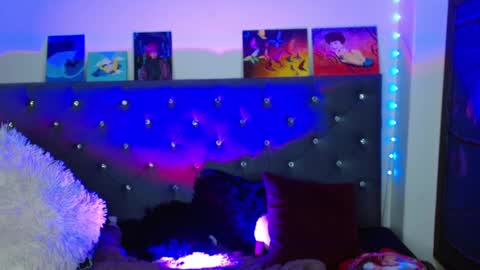 I am Valentinn online show from March 2025 04:17:02 AM