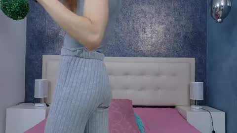 Snapshot of celestial_queen_ chatting on June 2026 01:03:01 PM Celestial online show from June 2026 01:03:01 PM
