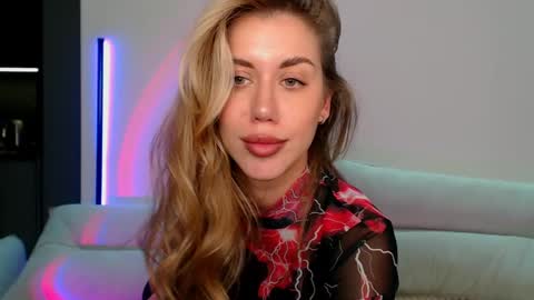 Snapshot of celin_summer chatting on December 2024 09:56:01 PM Celin online show from December 2024 09:56:01 PM