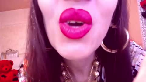 Cerise online show from December 2025 01:02:02 AM