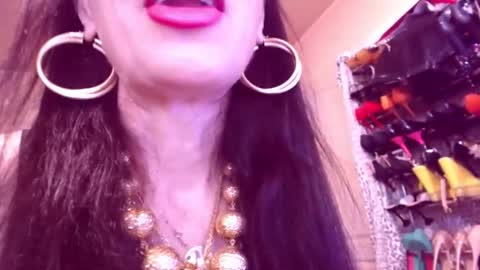 Cerise online show from May 2026 01:03:02 AM