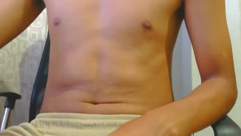 Snapshot of cesarex148 chatting on December 2024 11:40:01 PM Cesar online show from December 2024 11:40:01 PM