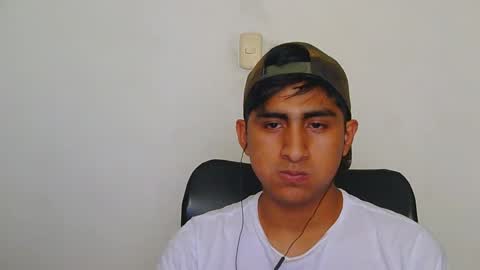 Snapshot of cesarex148 chatting on January 2025 08:58:01 PM Cesar online show from January 2025 08:58:01 PM