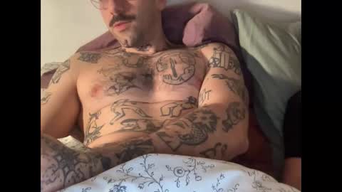 cestmoi951068 online show from December 2024 08:21:02 PM