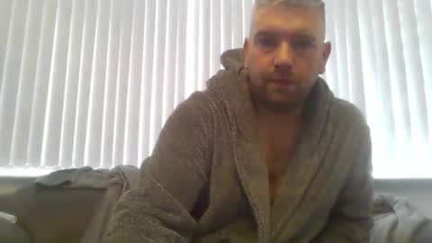 ch33ky85 online show from November 2025 10:47:02 AM