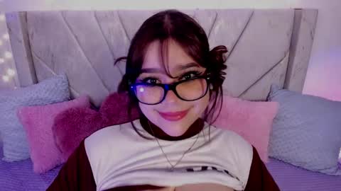 Snapshot of chaarlotte_1 chatting on May 2026 01:27:01 PM charlotte online show from May 2026 01:27:01 PM