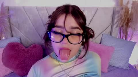 Snapshot of chaarlotte_1 chatting on May 2026 03:11:01 PM charlotte online show from May 2026 03:11:01 PM