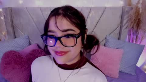 Snapshot of chaarlotte_1 chatting on May 2026 12:34:02 PM charlotte online show from May 2026 12:34:02 PM