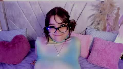 Snapshot of chaarlotte_1 chatting on May 2026 05:20:01 PM charlotte online show from May 2026 05:20:01 PM