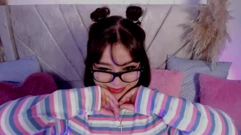 Snapshot of chaarlotte_1 chatting on June 2026 06:14:01 PM charlotte online show from June 2026 06:14:01 PM