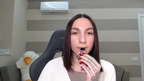 Kate online show from February 2025 10:19:01 AM