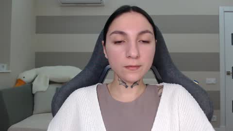 Kate online show from February 2025 06:15:02 AM