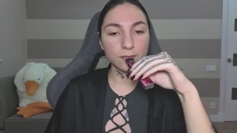 Kate online show from October 2025 05:07:02 AM