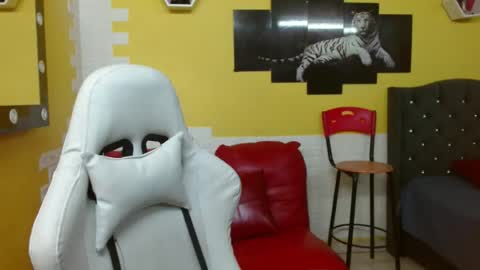 chacorta_ online show from May 2026 01:06:01 PM