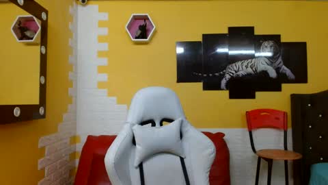 chacorta_ online show from May 2026 04:56:02 PM