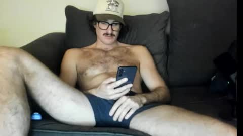 Lydong online show from November 2025 04:01:02 AM