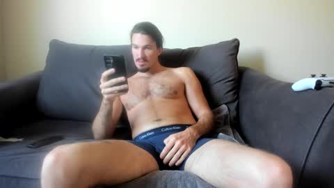 Snapshot of chadpowerz chatting on April 2026 06:10:01 PM Lydong online show from April 2026 06:10:01 PM