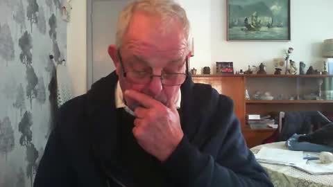 Snapshot of champers37 chatting on February 2025 03:15:02 PM Champers online show from February 2025 03:15:02 PM