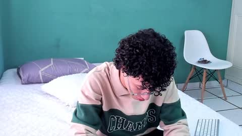 Snapshot of chandler_kenji chatting on December 2024 03:41:01 PM Kenji online show from December 2024 03:41:01 PM