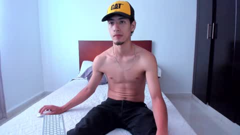 Snapshot of chandler_kenji chatting on March 2025 10:34:02 PM Kenji online show from March 2025 10:34:02 PM