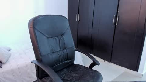 Snapshot of chandler_kenji chatting on September 2025 12:16:01 PM Kenji online show from September 2025 12:16:01 PM