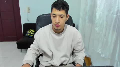 Snapshot of chandler_kenji chatting on September 2025 04:17:01 AM Kenji online show from September 2025 04:17:01 AM