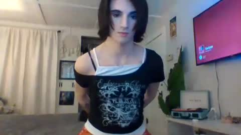 Snapshot of chanel2002 chatting on March 2025 05:33:02 PM chanel2002 online show from March 2025 05:33:02 PM