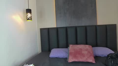 C H A N E L online show from January 2025 08:42:01 PM