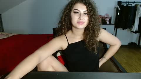 Stephanieblisss online show from February 2025 09:58:02 PM