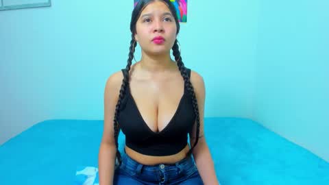 Snapshot of channel_420 chatting on September 2025 12:38:02 PM Channel online show from September 2025 12:38:02 PM