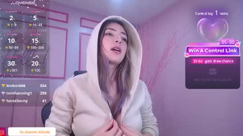 Snapshot of channel_blonde_a chatting on January 2025 07:51:02 PM channel_blonde_a online show from January 2025 07:51:02 PM