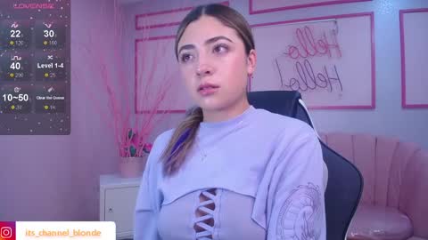 Snapshot of channel_blonde_a chatting on January 2025 05:00:02 PM channel_blonde_a online show from January 2025 05:00:02 PM