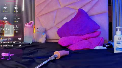 Channel Guss online show from February 2025 03:18:01 PM