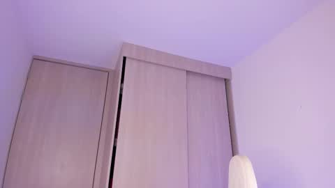  x online show from February 2025 05:02:02 AM