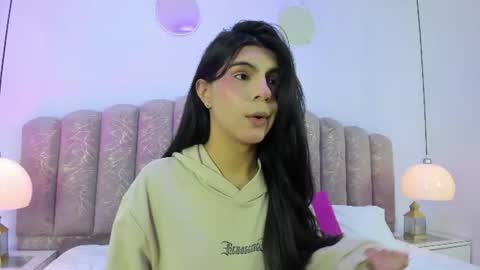 Snapshot of channel_sofia chatting on July 2026 10:23:02 PM Channel Sofia online show from July 2026 10:23:02 PM