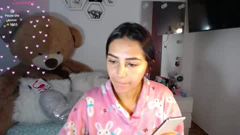 Snapshot of channelrose_1 chatting on November 2025 12:28:02 PM Isabella online show from November 2025 12:28:02 PM