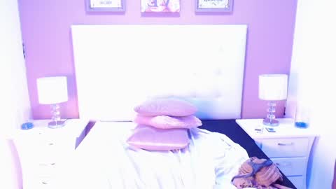 Snapshot of chantalblair chatting on February 2025 11:01:02 AM Chantal Blair online show from February 2025 11:01:02 AM