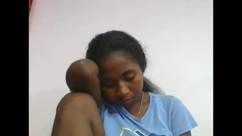 chantale483461 online show from May 2026 05:09:02 PM