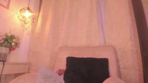 Chantall online show from December 2024 09:19:02 AM