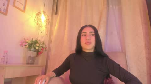 Chantall online show from December 2024 04:45:01 AM