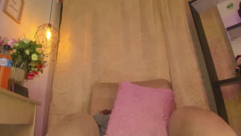 Chantall online show from December 2024 04:42:02 AM