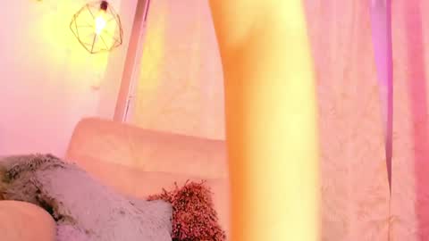 Chantall online show from February 2025 10:26:02 AM