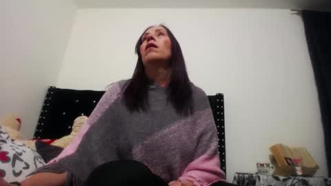    online show from May 2026 03:25:02 AM