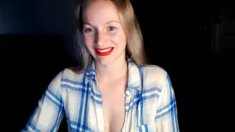 Snapshot of chanti_lovee chatting on June 2026 09:04:01 PM We Vibe Device that vibrates at the sound of Tips and makes me wet. vibe lush edging daddy lovense online show from June 2026 09:04:01 PM