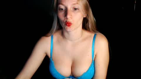 Snapshot of chanti_lovee chatting on July 2026 09:52:02 PM We Vibe Device that vibrates at the sound of Tips and makes me wet. vibe lush edging daddy lovense online show from July 2026 09:52:02 PM