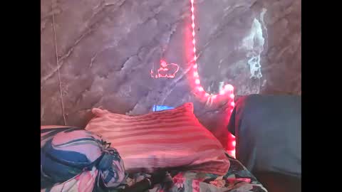 Snapshot of chanz10172 chatting on January 2026 03:25:01 PM Zaria Vixen online show from January 2026 03:25:01 PM