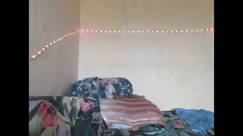 Snapshot of chanz10172 chatting on February 2026 12:11:01 PM Zaria Vixen online show from February 2026 12:11:01 PM