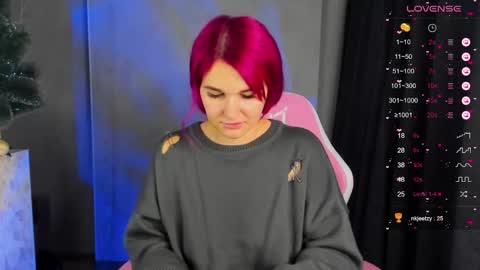 Suzanna Snow online show from December 2024 04:14:02 AM