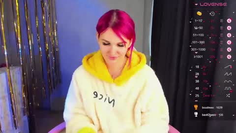 Suzanna Snow online show from December 2024 07:15:02 AM